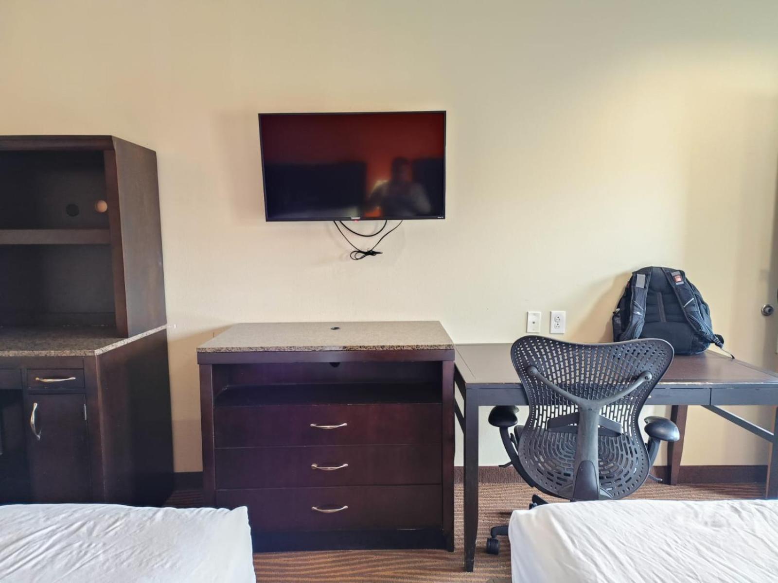 Westwood Inn By Oyo Gonzales Tx Buitenkant foto